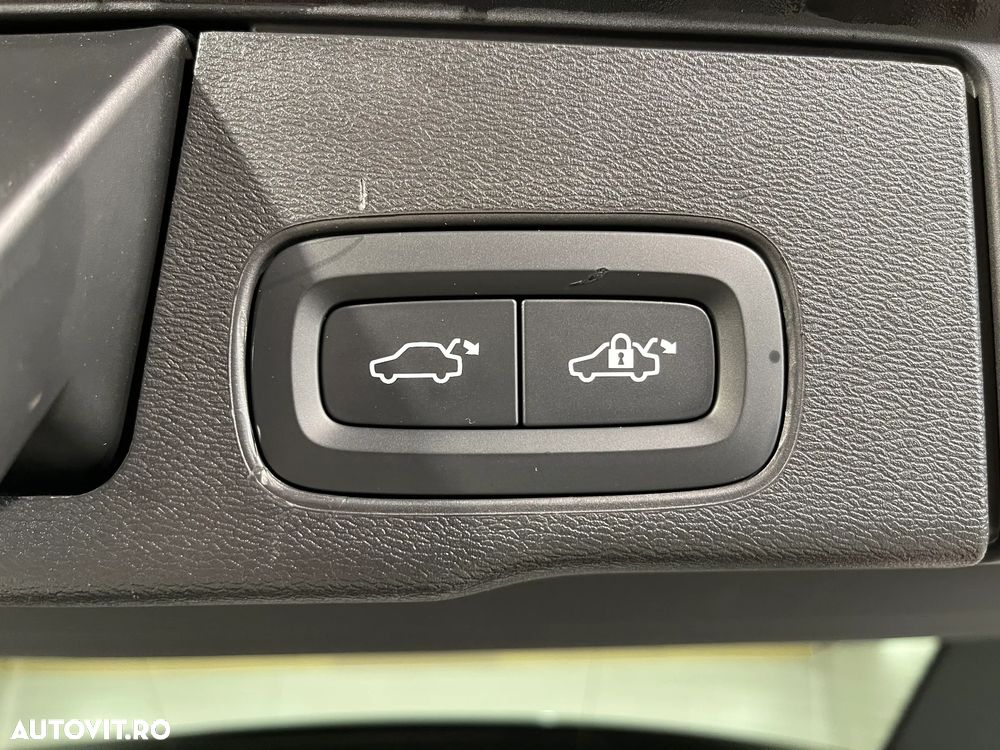 Volvo XC 60 T6 AWD Recharge Geartronic Inscription - 25