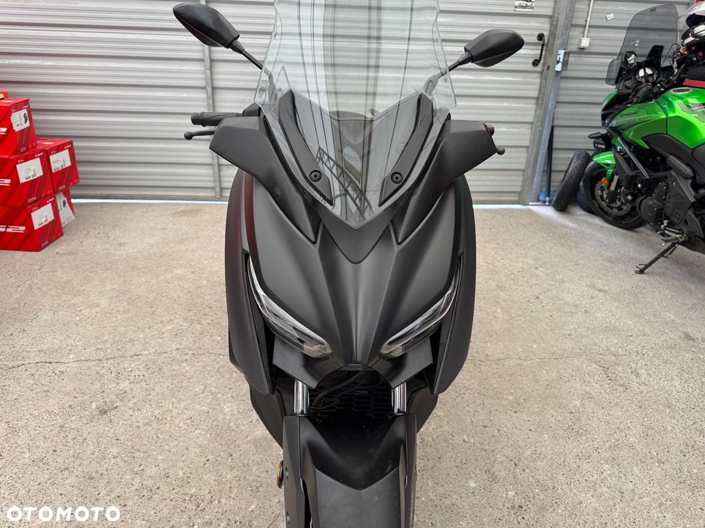 Yamaha X-max - 17