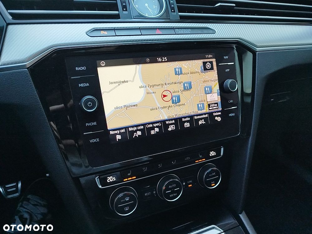 Volkswagen Passat - 18