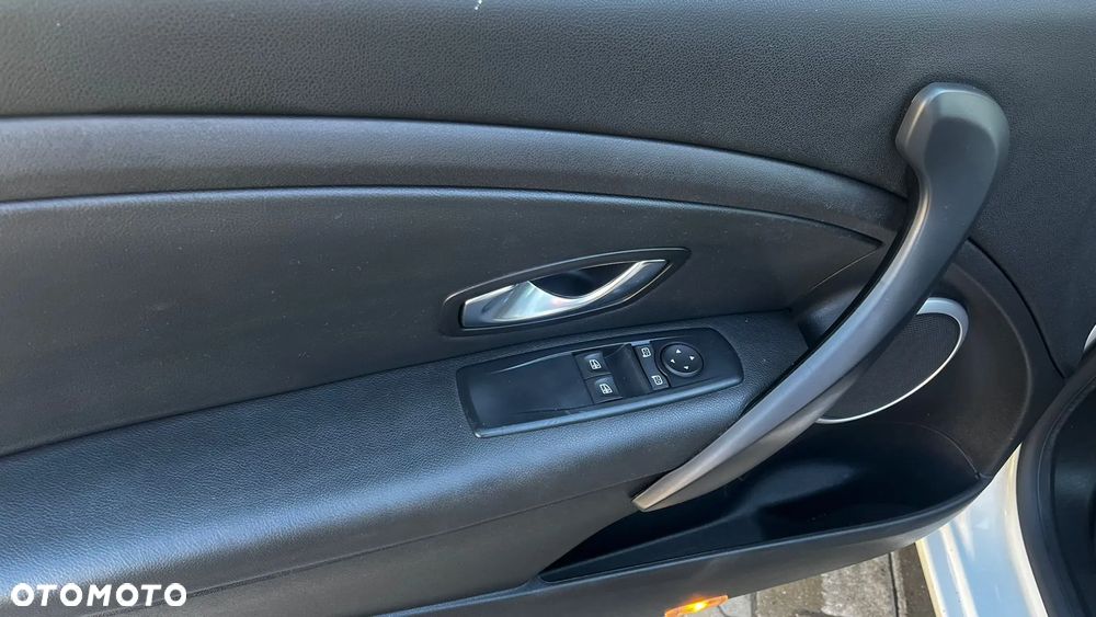 Renault Megane 1.6 Dynamique - 19