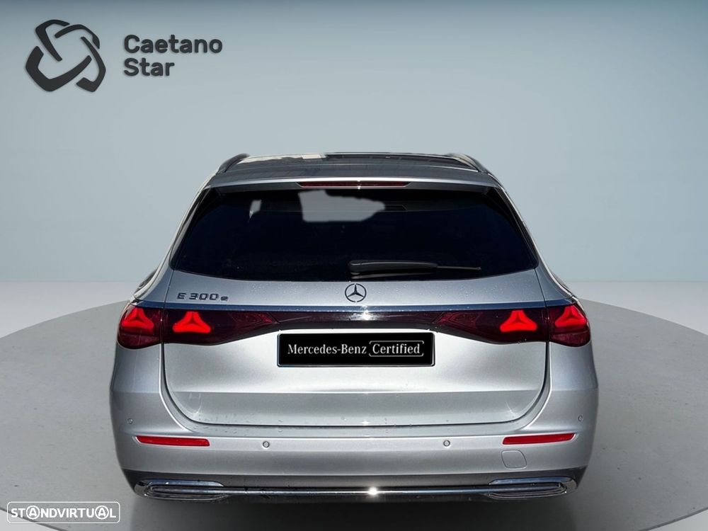 Mercedes-Benz E 300 - 2