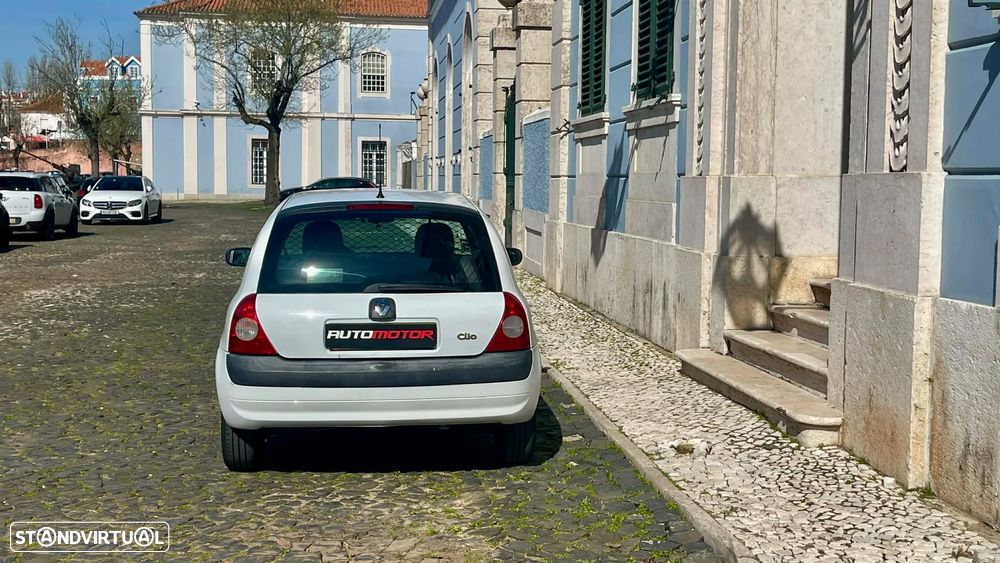 Renault Clio 1.5 DCI VAN - 5