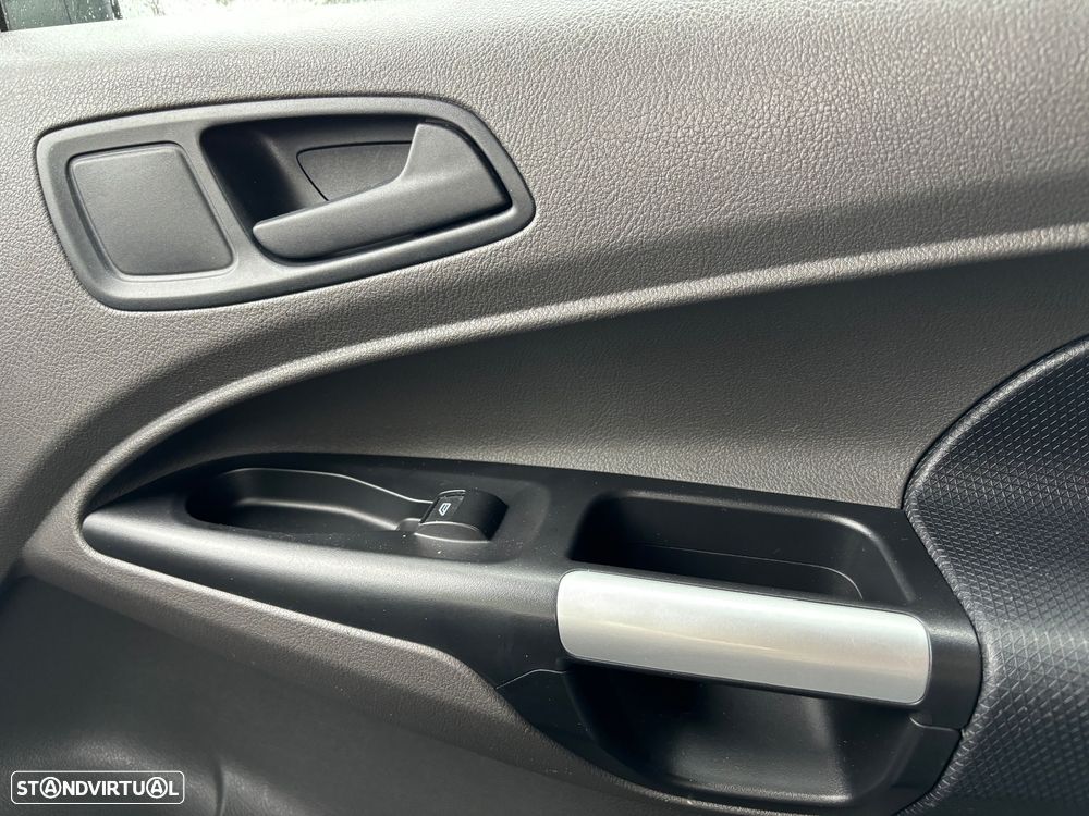 Ford Transit connect L2 - 20