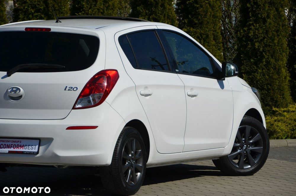 Hyundai i20 - 15