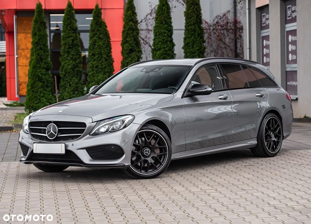 Mercedes-Benz Klasa C 400 4-Matic 9G-TRONIC - 6