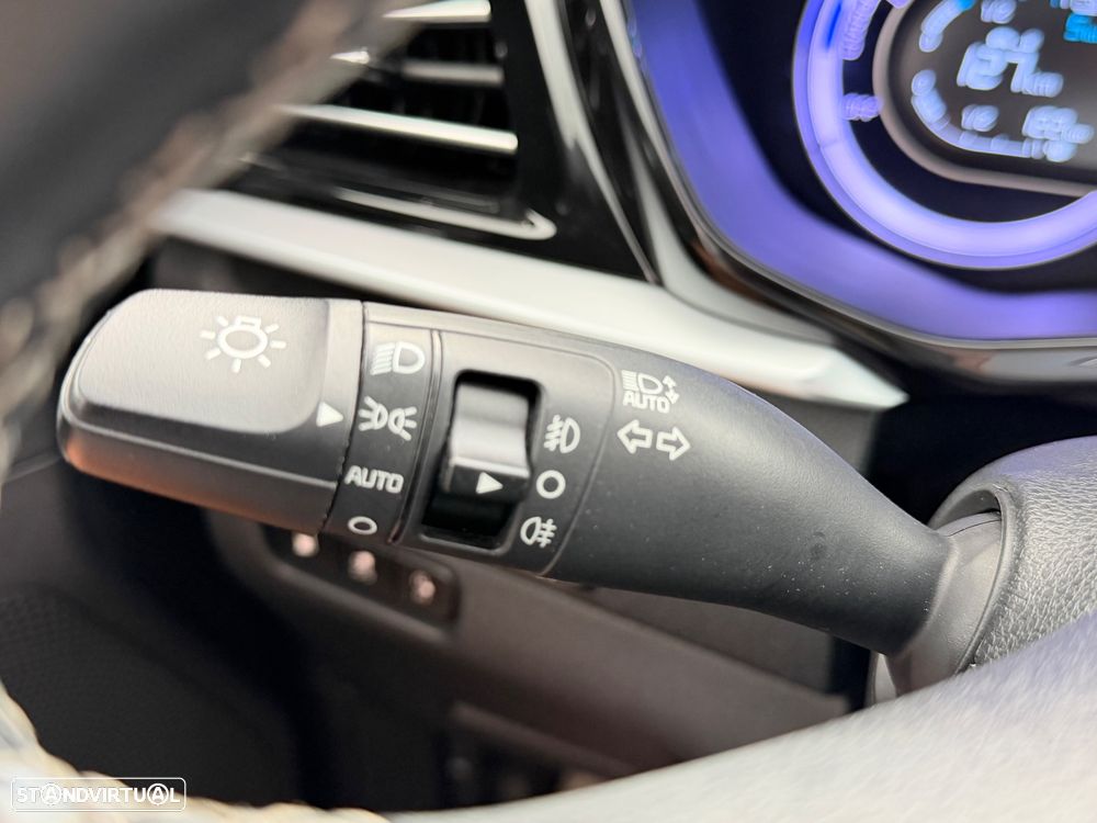 Kia Niro 1.6 GDi HEV Urban - 28