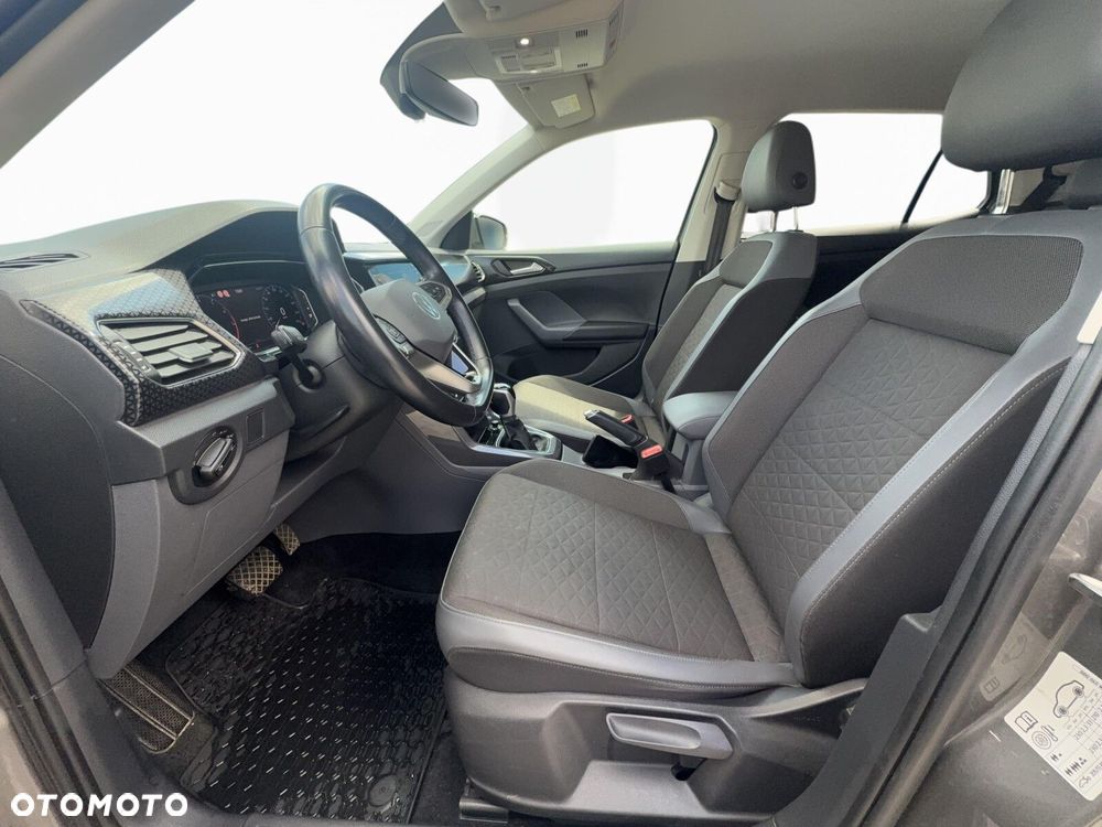 Volkswagen T-Cross 1.0 TSI Style DSG - 24