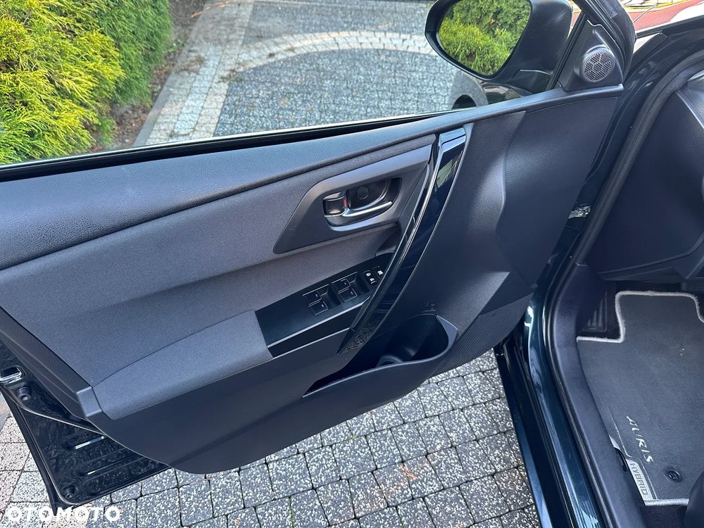 Toyota Auris 1.8 VVT-i Automatik Design Edition - 17