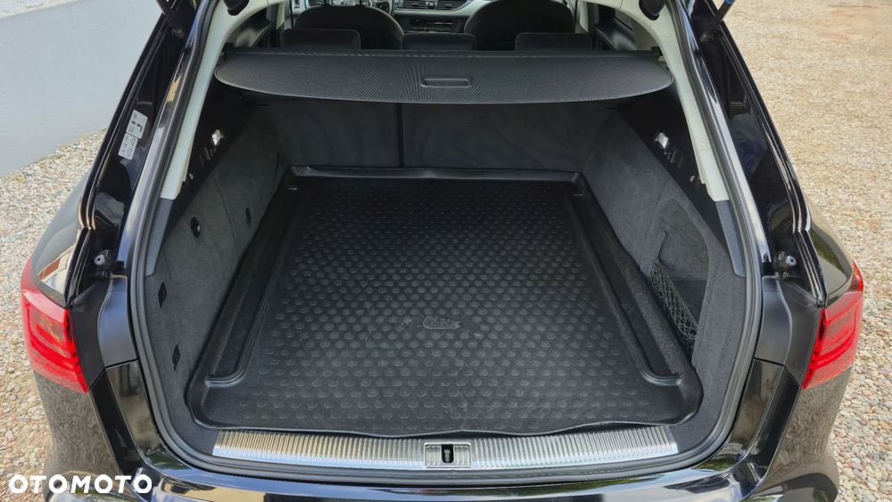 Audi A6 Avant 2.0 TDI quattro S tronic - 16