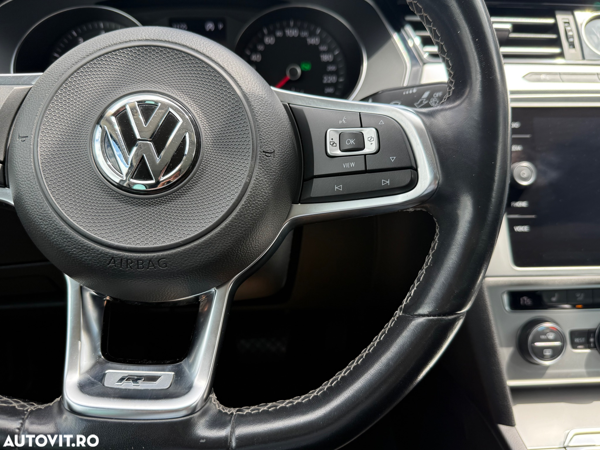 Volkswagen Passat 1.5 TSI OPF DSG Highline - 6