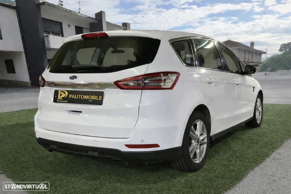 Ford S-Max 2.0 TDCi Titanium - 4