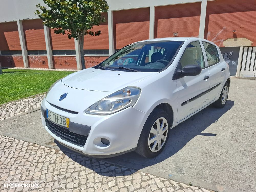 Renault Clio dCi 90 Dynamique - 1