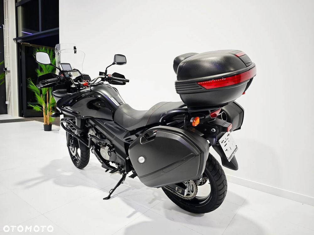 Suzuki V-STROM - 16