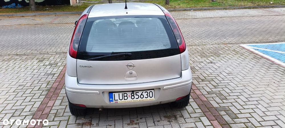 Opel Corsa - 10