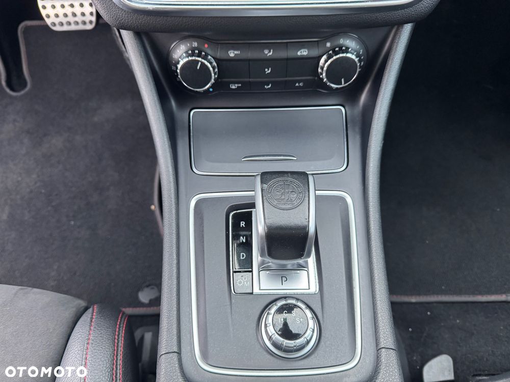 Mercedes-Benz CLA - 18