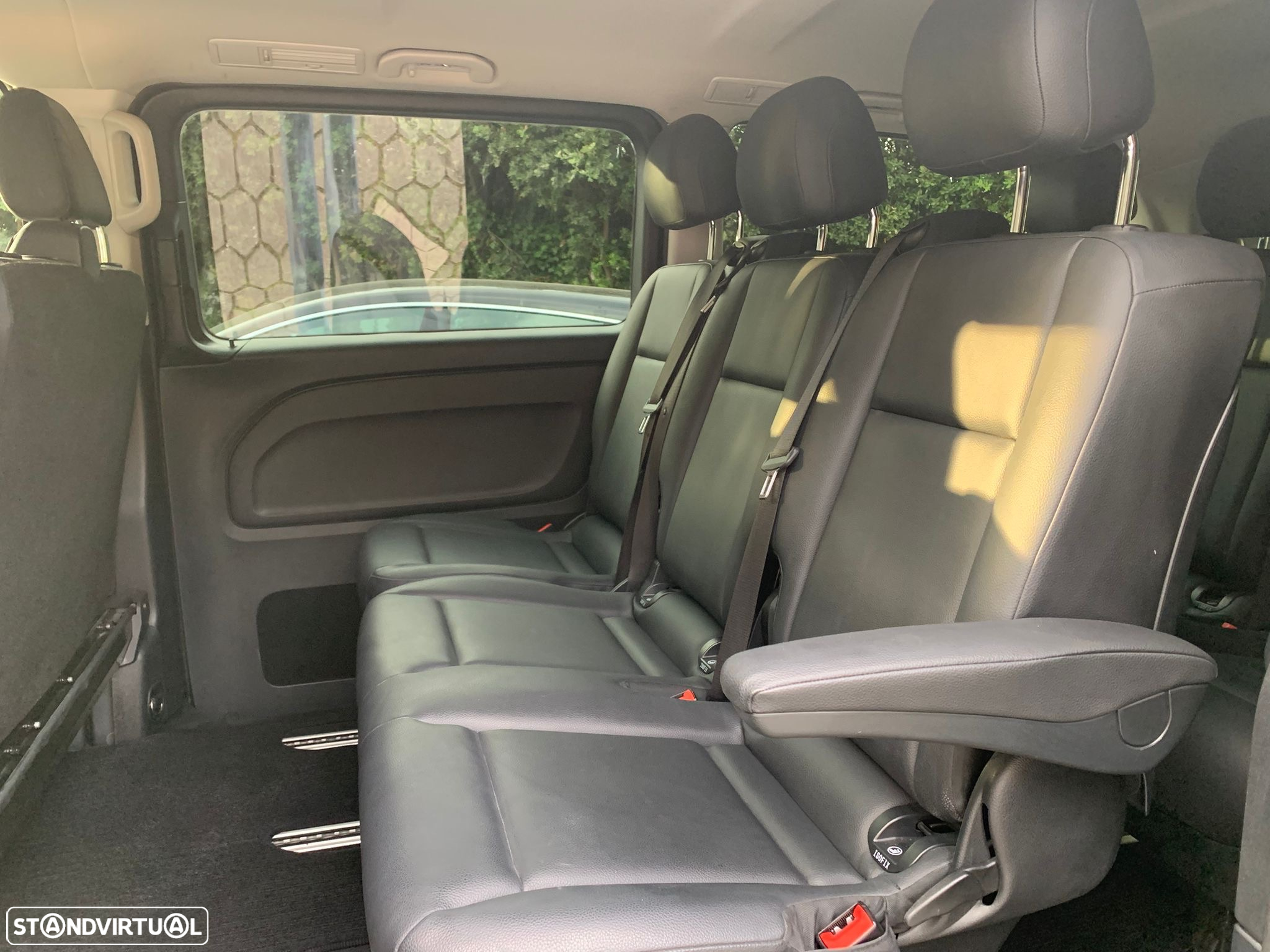 Mercedes-Benz Vito Tourer 124 CDI 4MATIC Longa Aut. PRO - 16