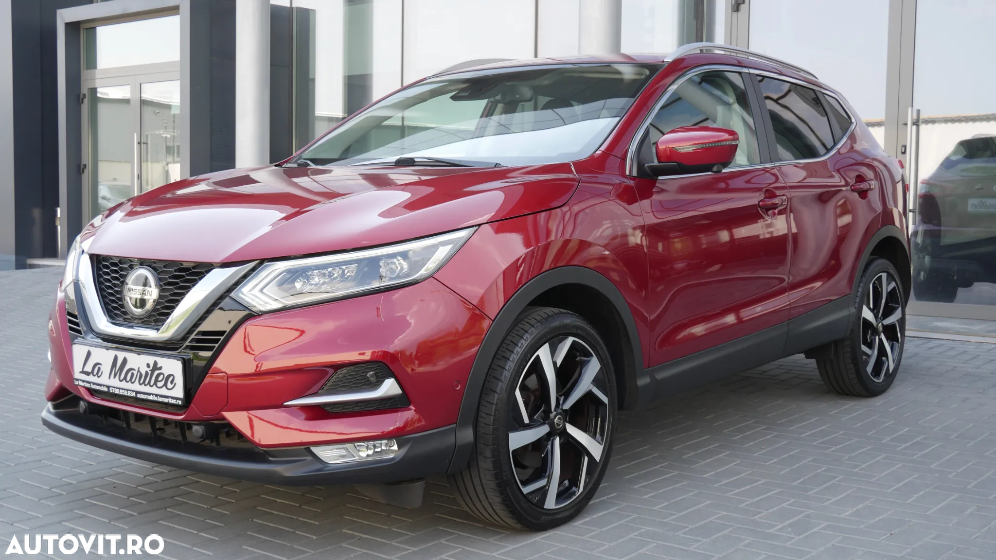 Nissan Qashqai 1.3 DIG-T TEKNA - 3