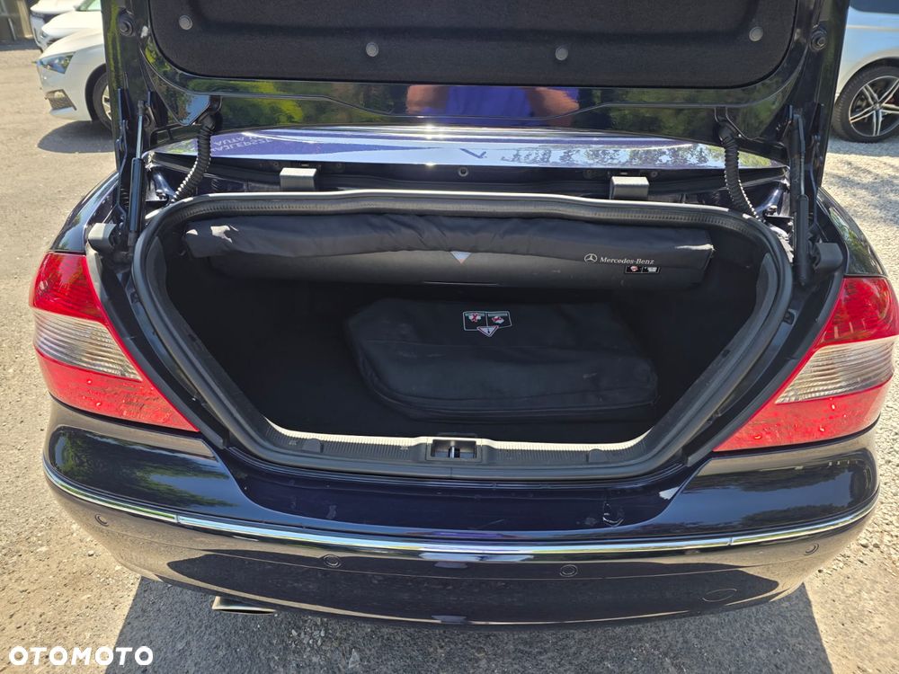 Mercedes-Benz CLK 350 7G-TRONIC Avantgarde - 28
