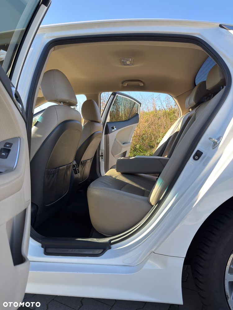 Kia Optima 2015 photo 5