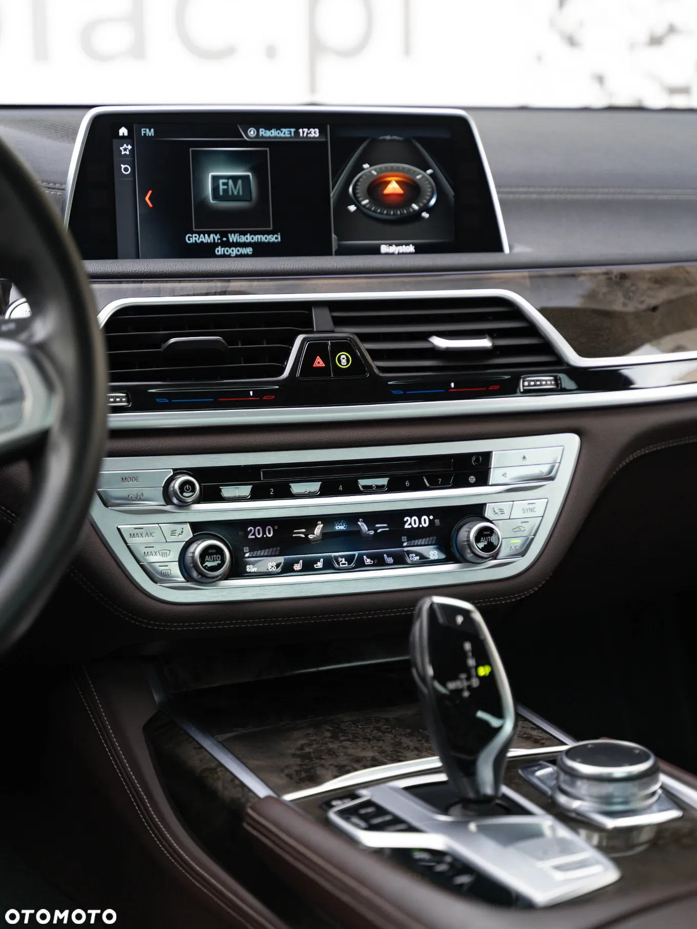 BMW Seria 7 730Ld xDrive - 32