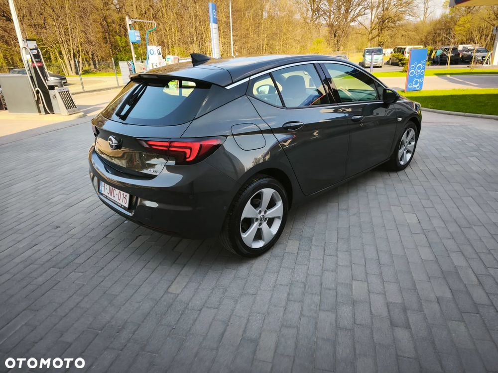 Opel Astra 1.6 D (CDTI) Start/Stop Dynamic - 8