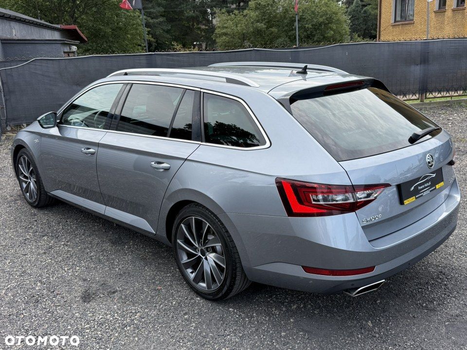Skoda Superb 2.0 TSI L&K DSG - 8