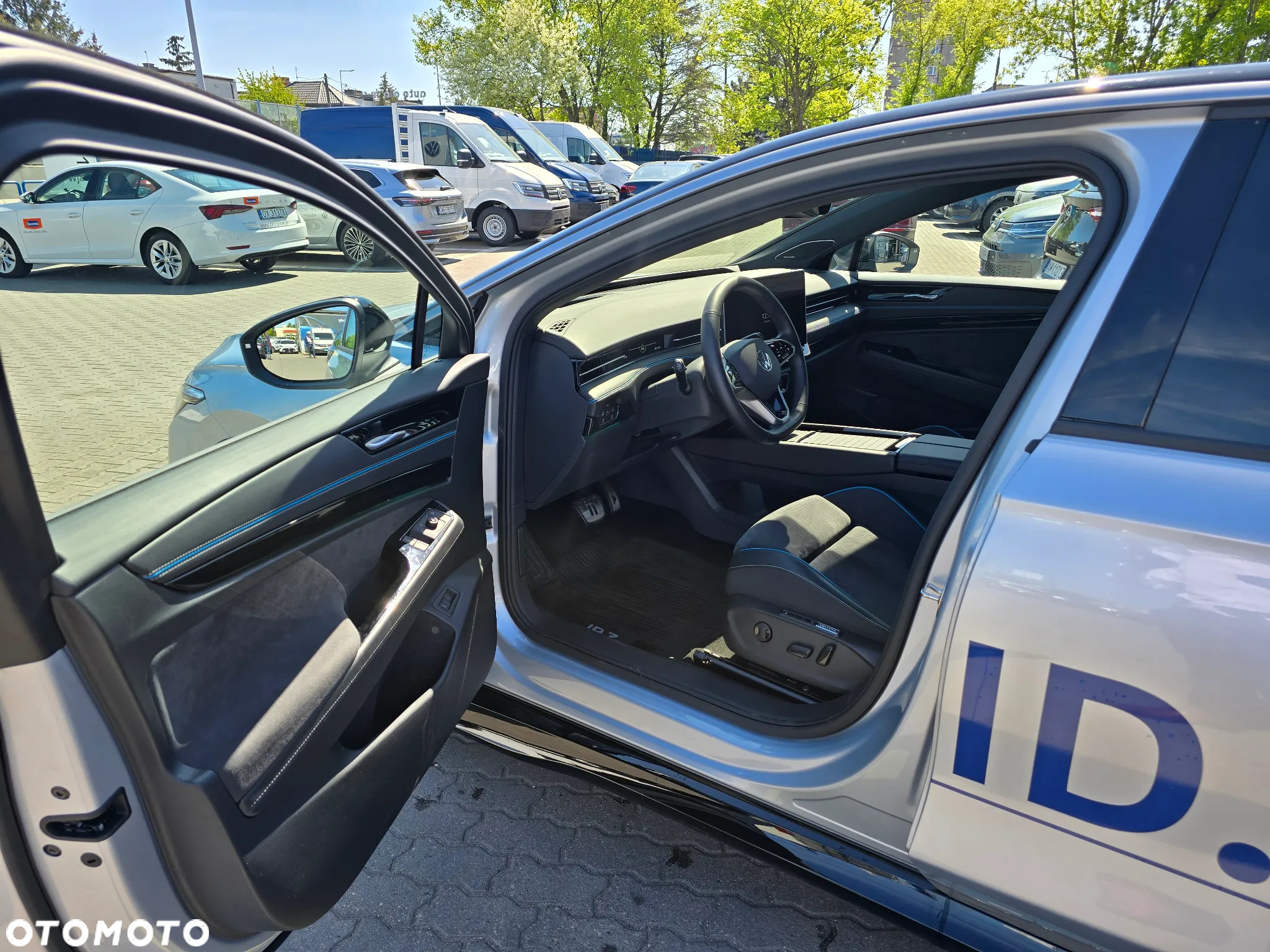 Volkswagen ID.7 77kWh Pro - 13