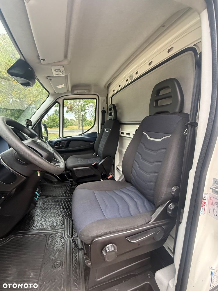Iveco DAILY - 19