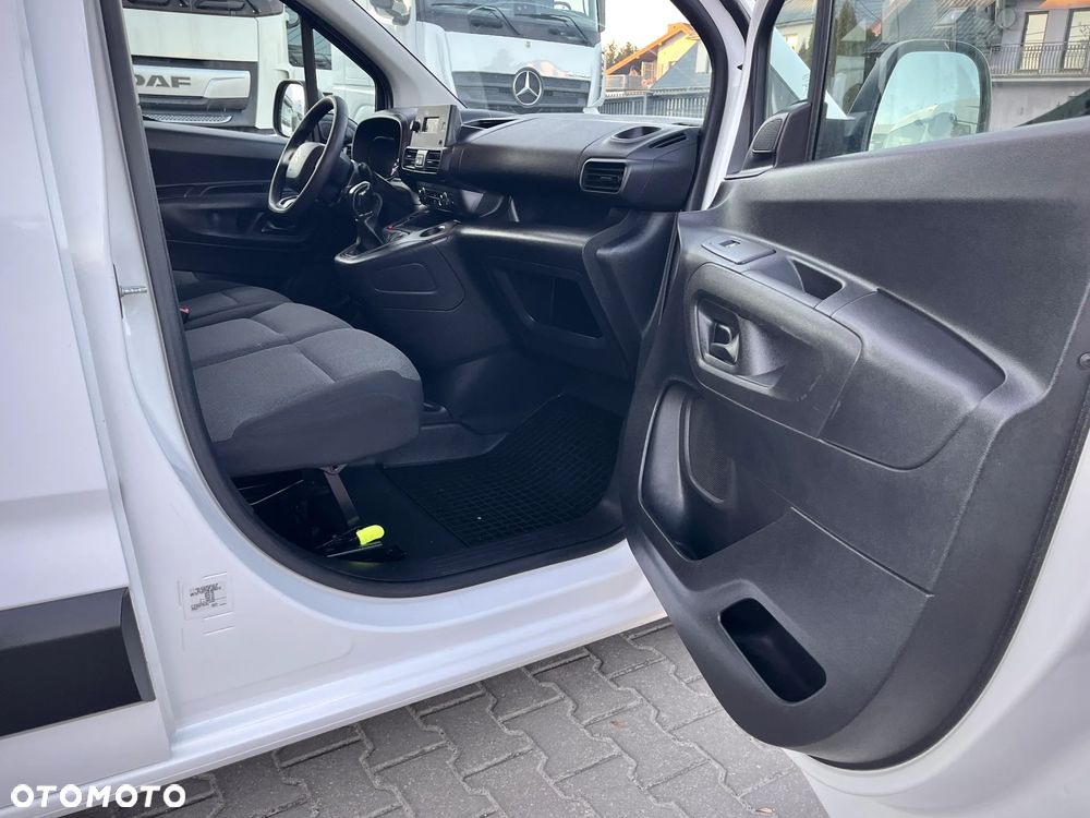 Citroën BERLINGO LONG / 3 OSOBY / SALON POLSKA / BEZWYPADKOWY / DOSTĘPNE 15 SZTUK - 14