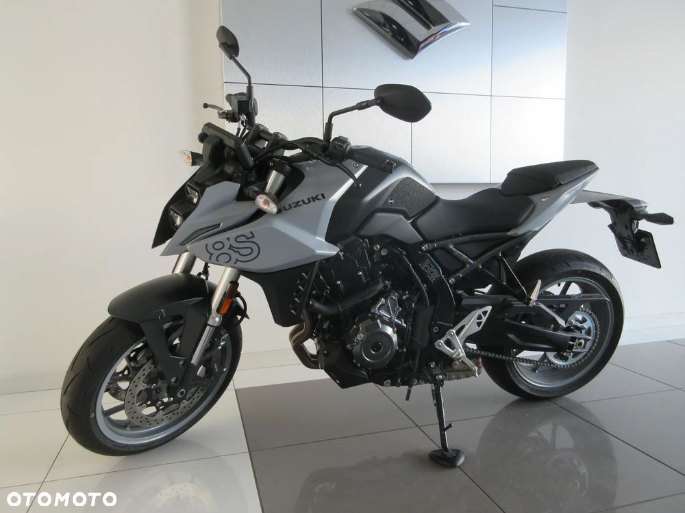 Suzuki GSX - 4