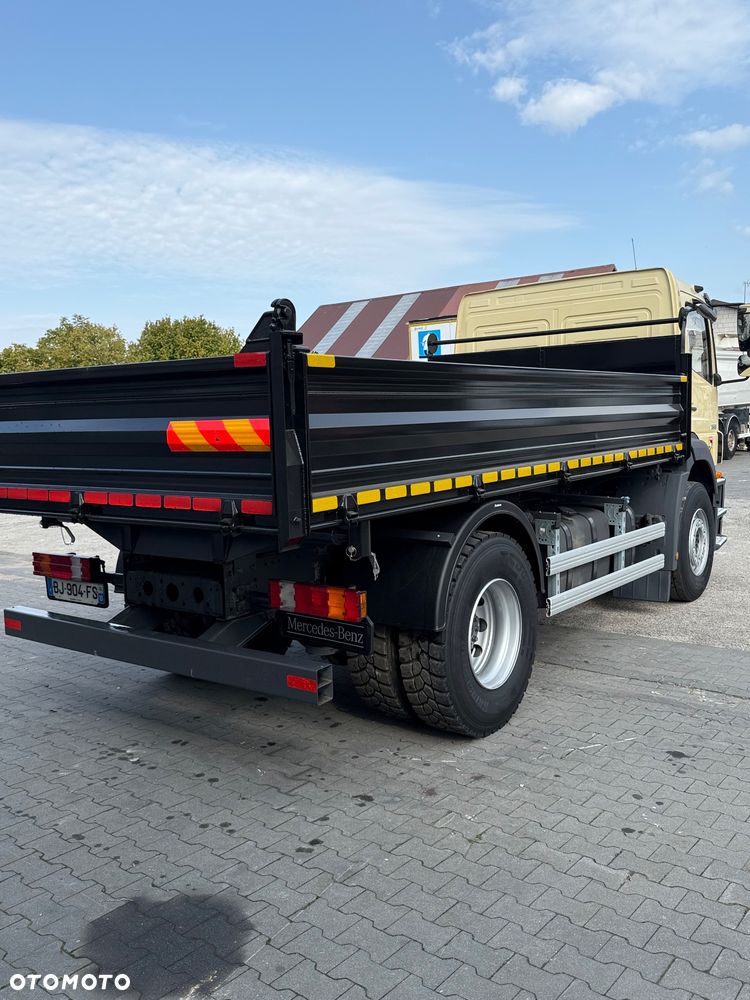 Mercedes-Benz Axor 1829 - 11