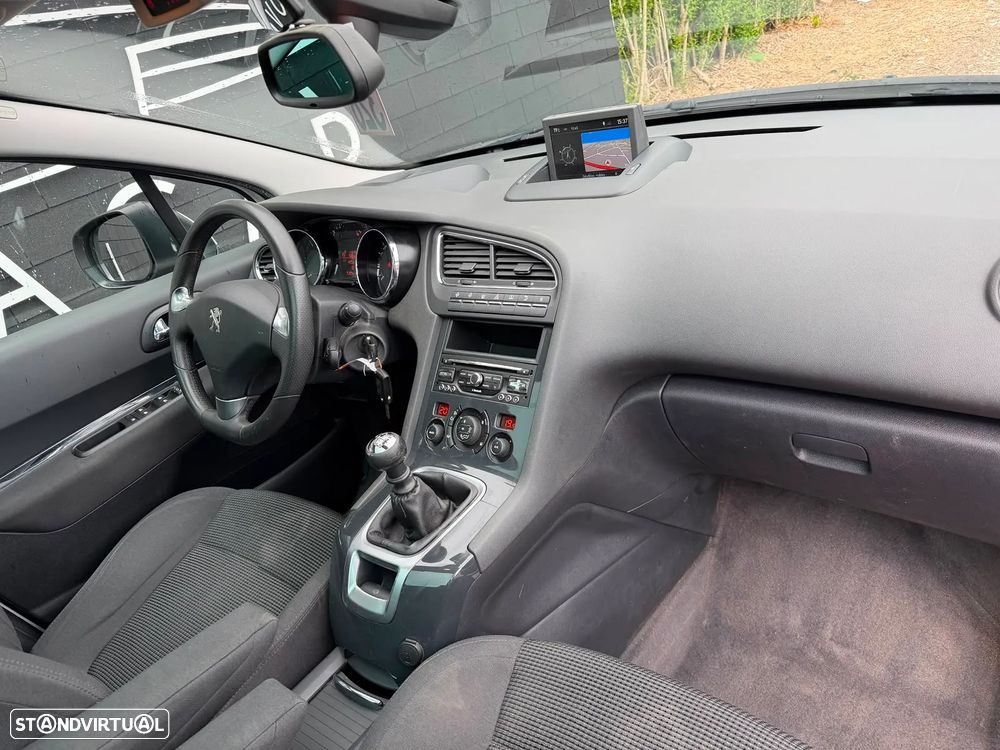 Peugeot 5008 HDI 115 Allure - 7
