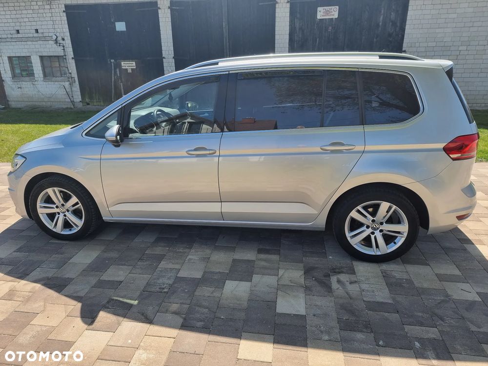 Volkswagen Touran 2.0 TDI SCR Highline - 3