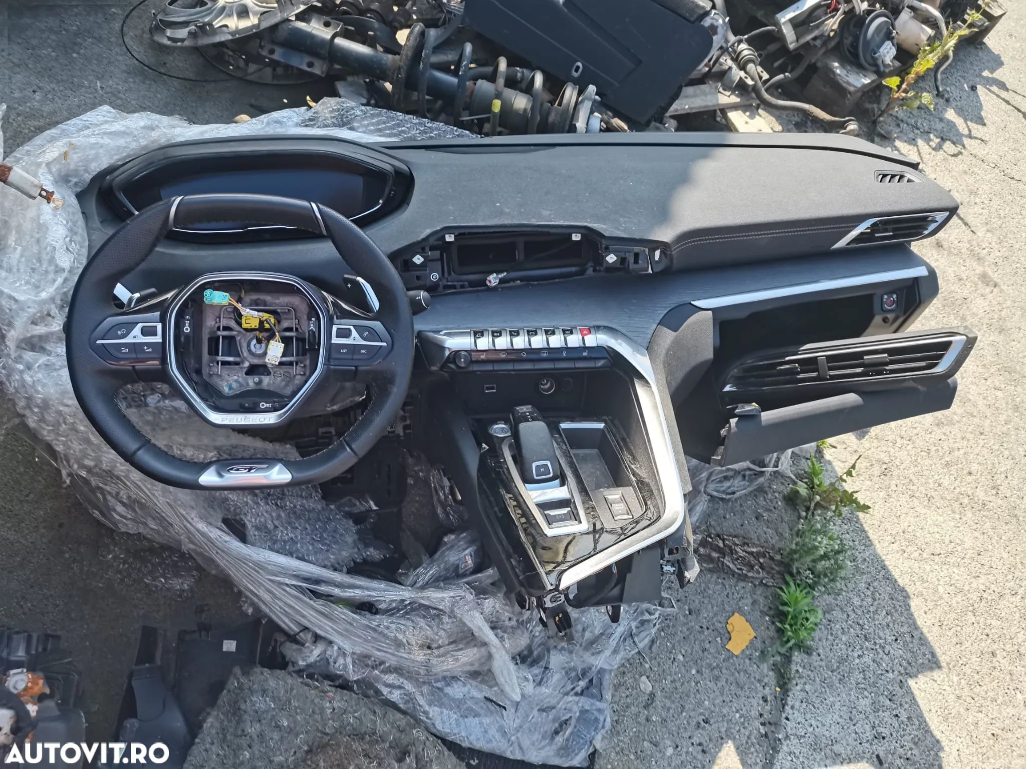 Peugeot 3008 / 5008 plansa de bord GT - 1