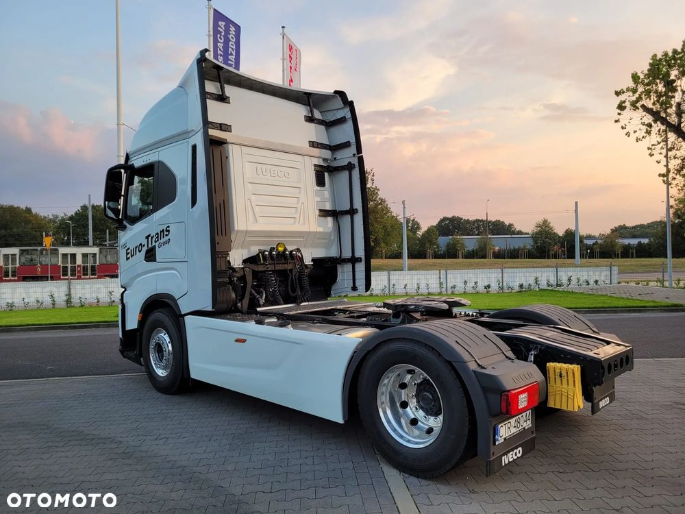 Iveco AS440ST/P - 4