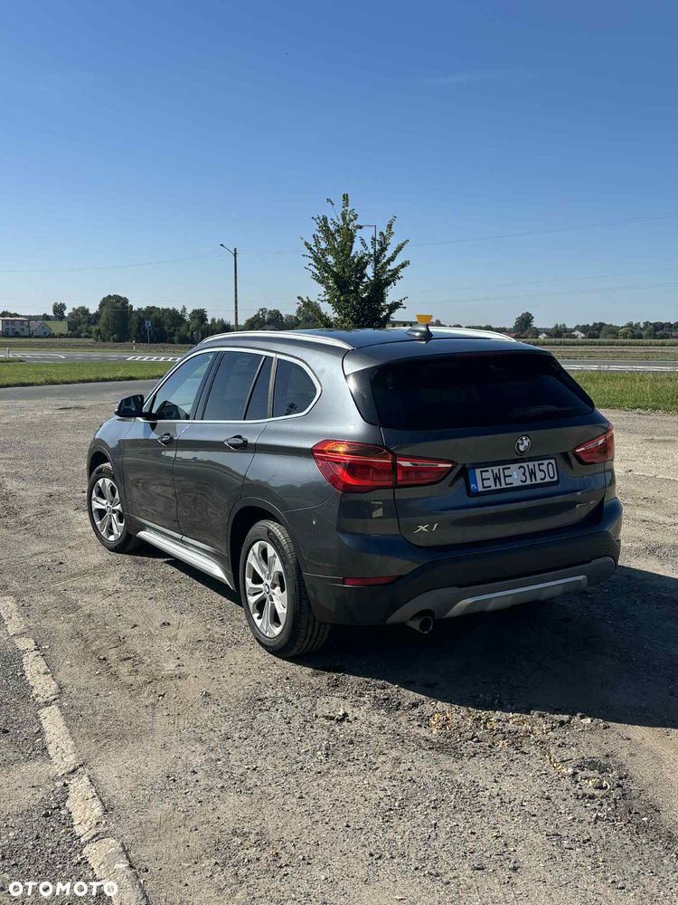 BMW X1 sDrive18i - 5