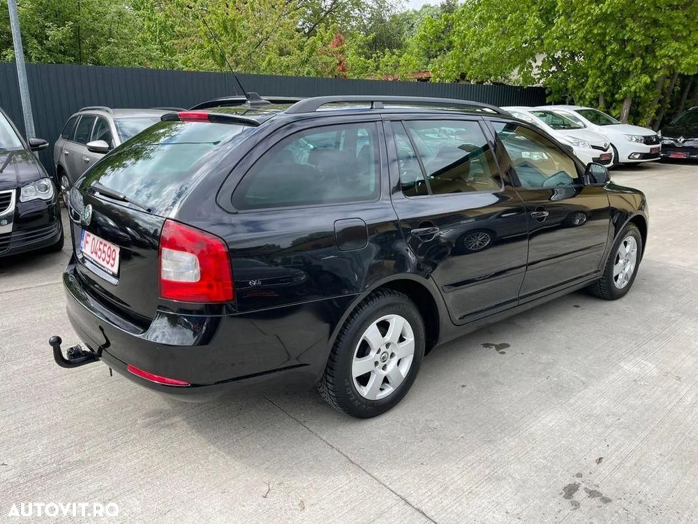 SKODA Octavia 2011 — imagine 3