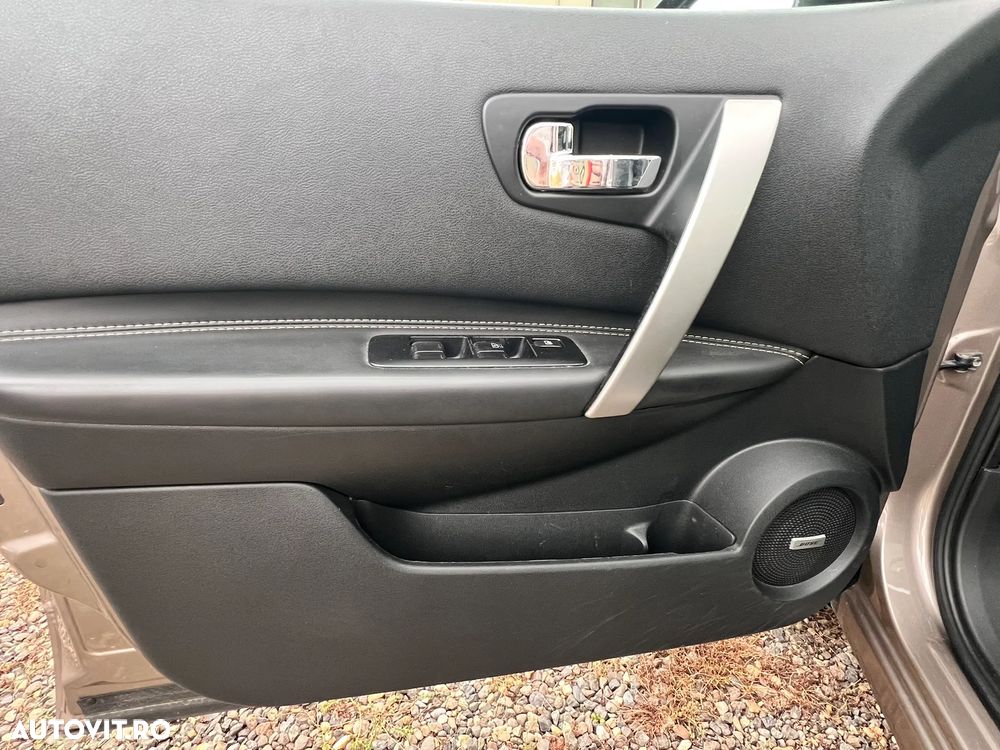 Nissan Qashqai 2.0 dCi DPF 4x4 Aut tekna - 15