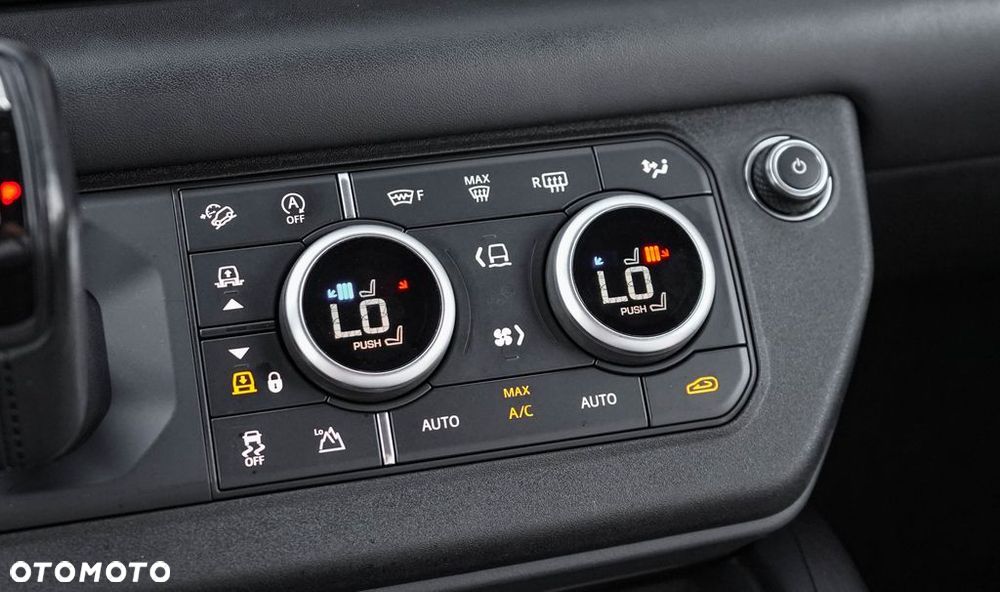 Land Rover Defender 3.0 P400 mHEV X - 23
