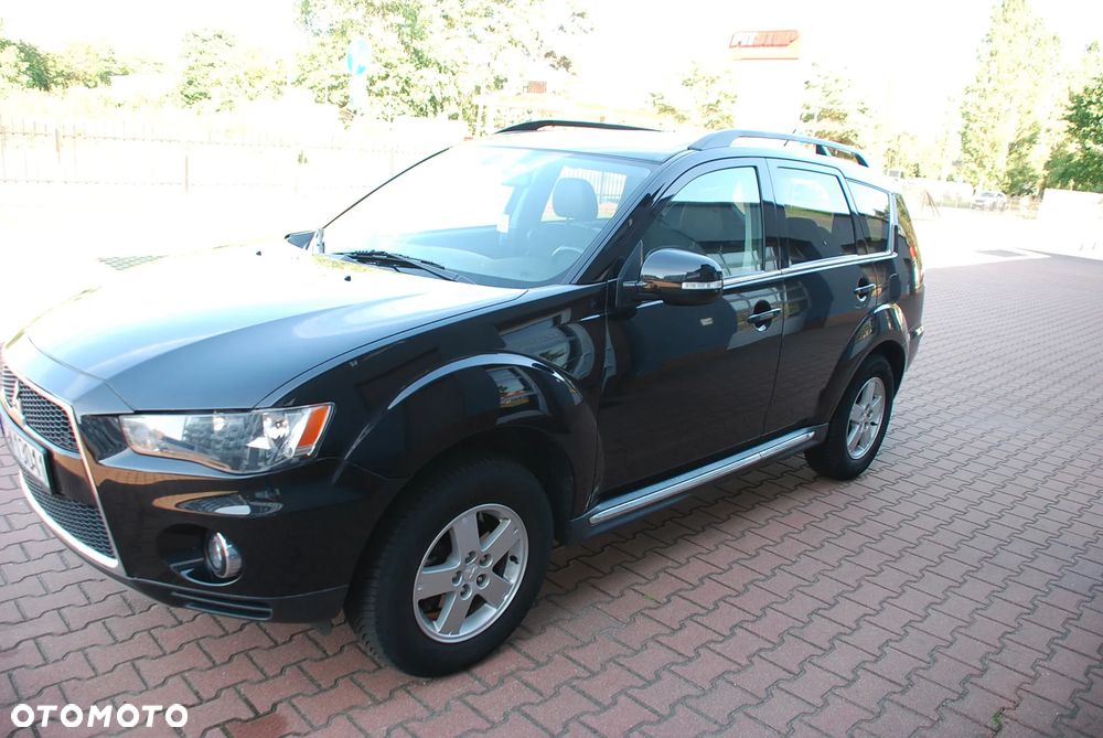 Mitsubishi Outlander 2.0 Intense NAVI 2WD EU5 CVT - 4