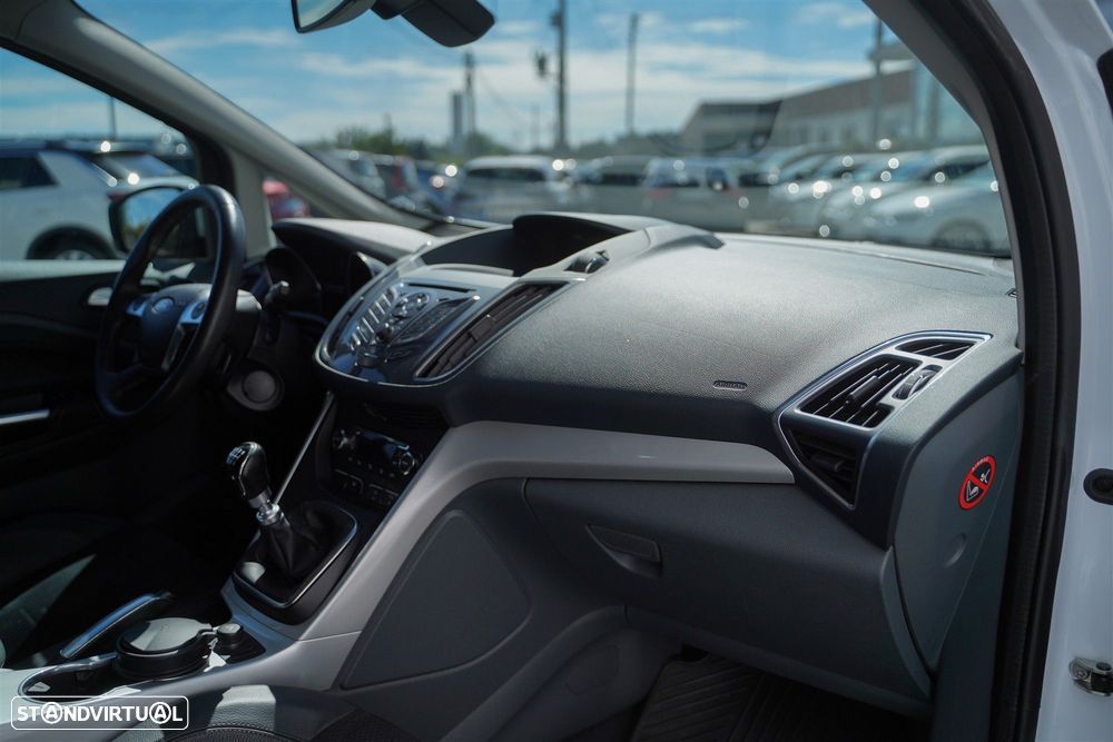 Ford C-Max 1.6 TDCi Titanium S/S - 29