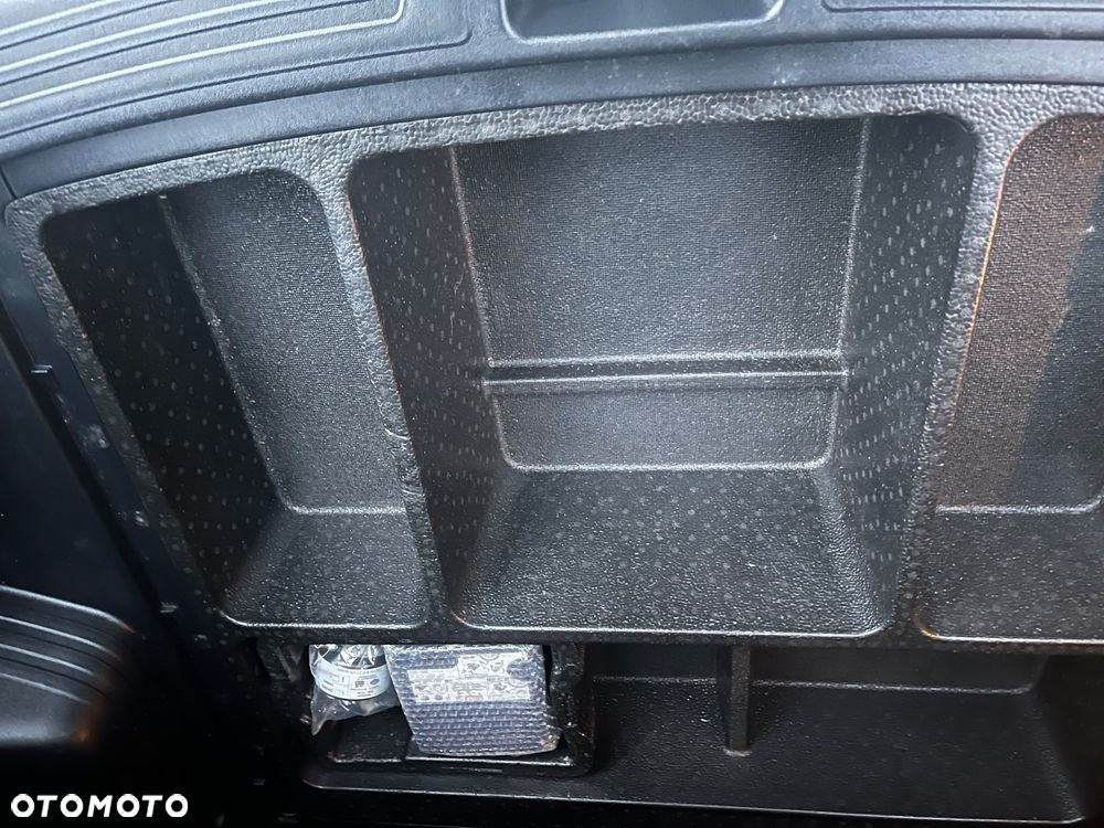 Hyundai ix35 1.6 2WD Fifa World Cup Edition - 18