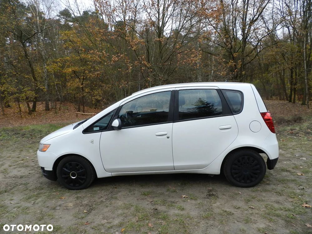 Mitsubishi Colt - 11