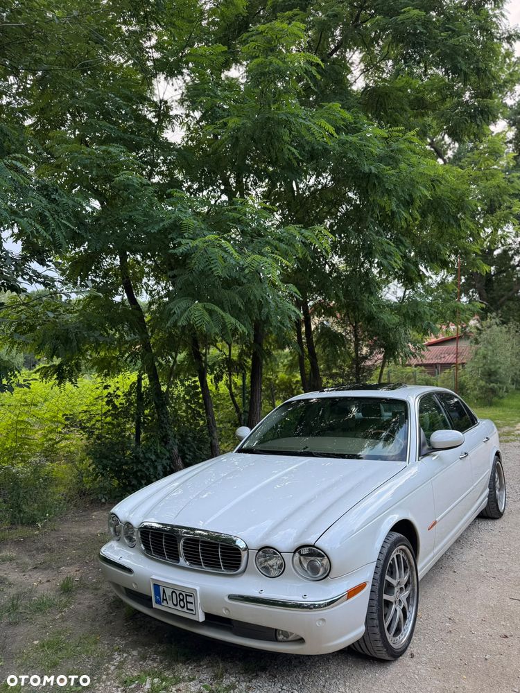 Jaguar XJ Super V8 - 19