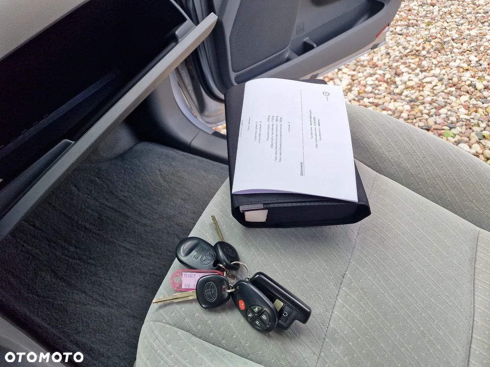 Toyota Sienna - 40