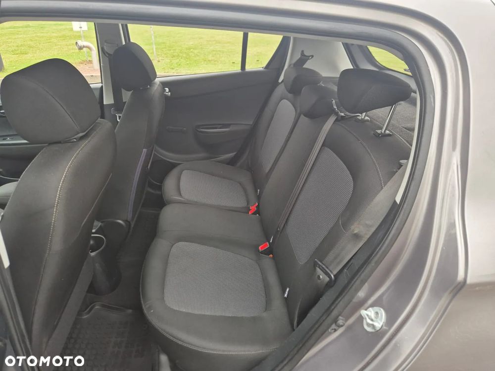 Hyundai i20 - 6