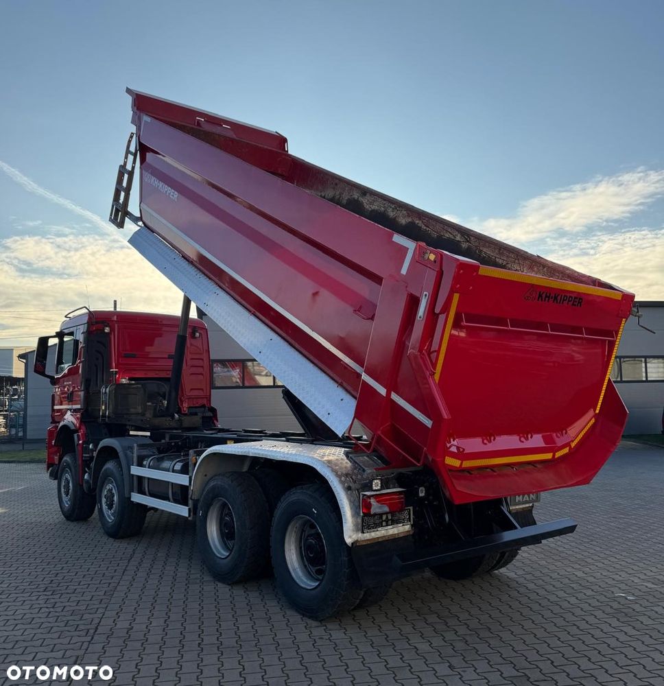 MAN TGS TG3 E6 41.470 / 8X8/ 2022 /  KH-KIPPER /  MANUAL - 4
