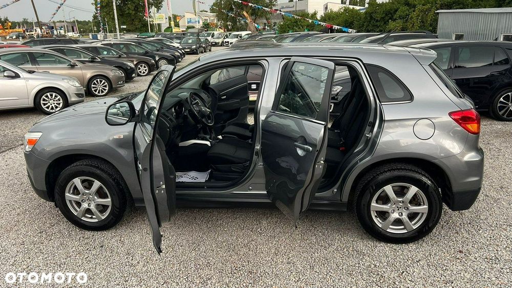 Mitsubishi ASX - 9