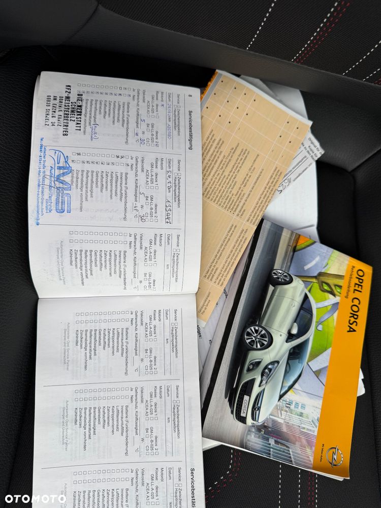 Opel Corsa 1.4 16V Edition 150 - 21