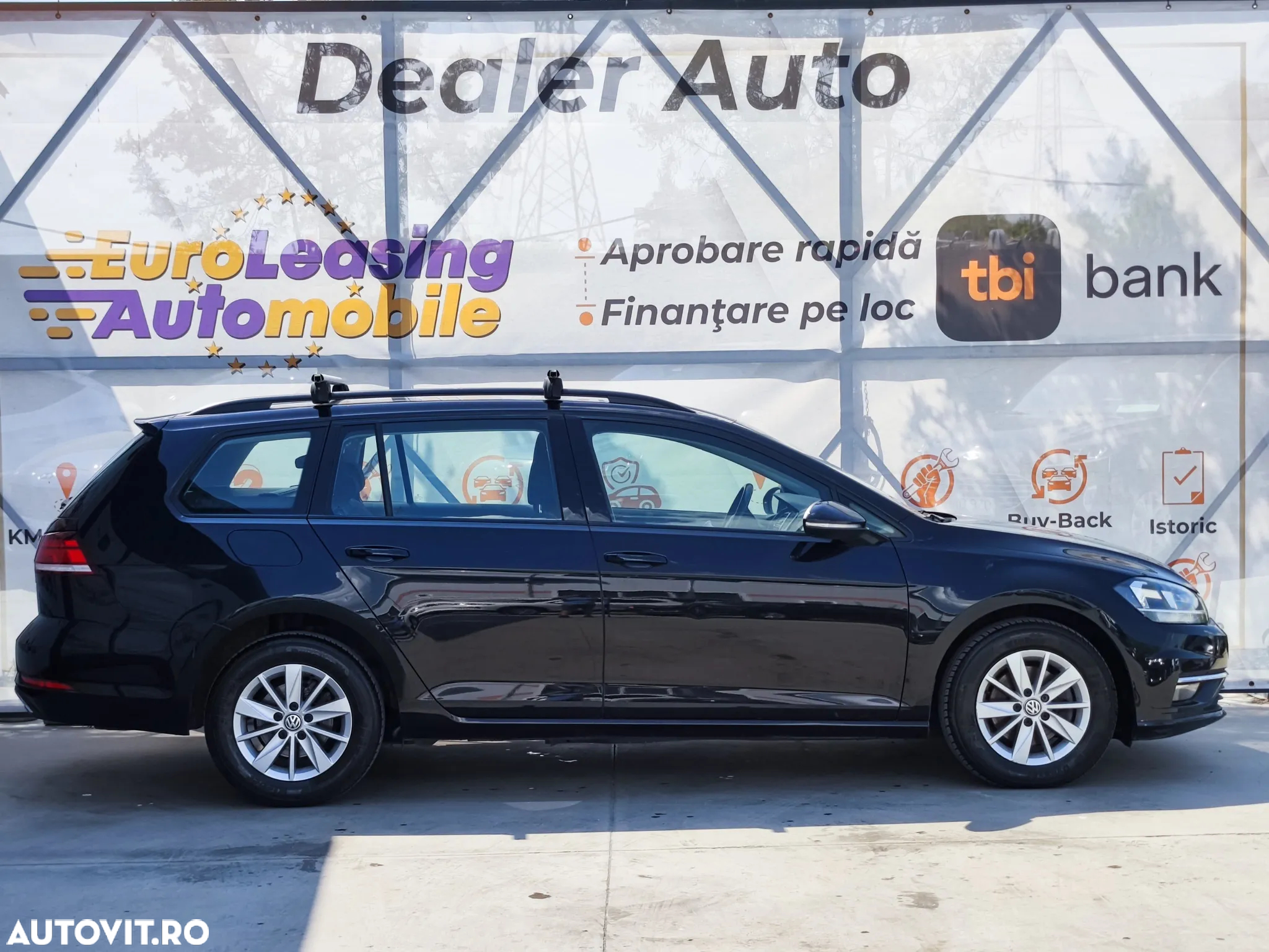 Volkswagen Golf 1.6 TDI DSG Comfortline - 4
